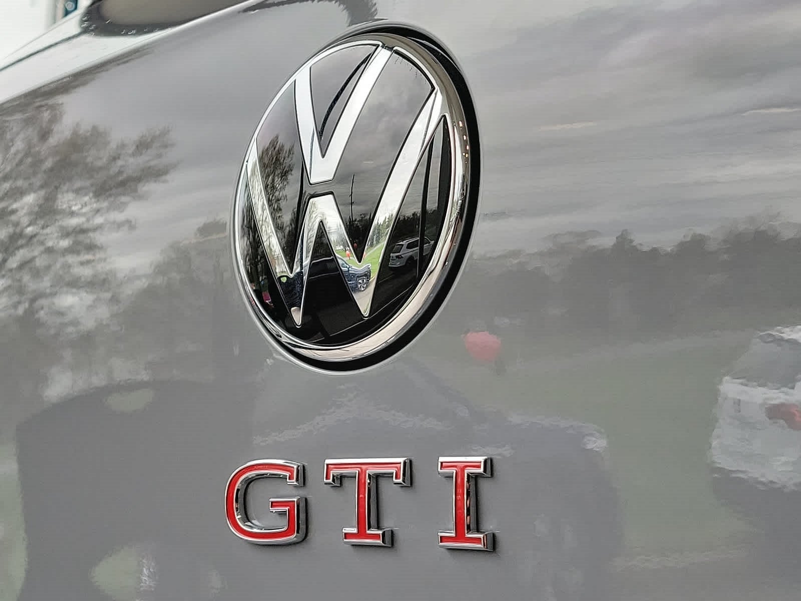 2024 Volkswagen Golf GTI 2.0T Autobahn DSG